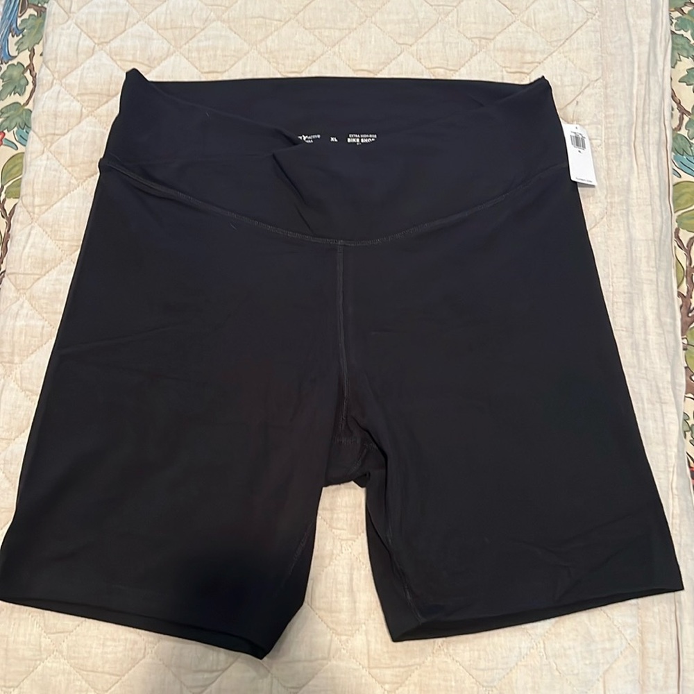 Old Navy Extra High-rise Bike Shorts